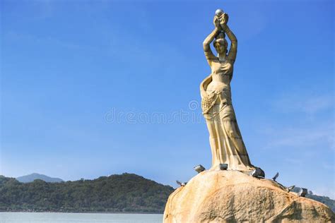  Zhuhai Fisher Girl Statue Enchanting Sculpture Embracing Coastal Beauty!