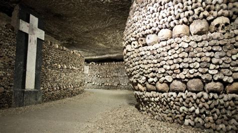 Les Catacombes i Paris: En oväntad och läskig resa genom historien!