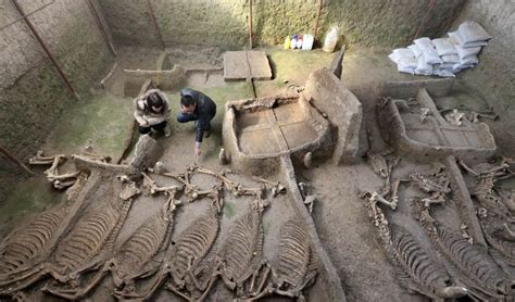  Yinzhou Ancient Tombs - Mystiska gravplatser från forntiden!